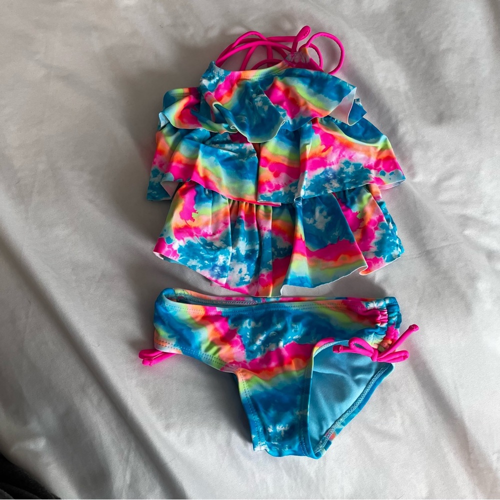 Girls 2 piece swimsuit